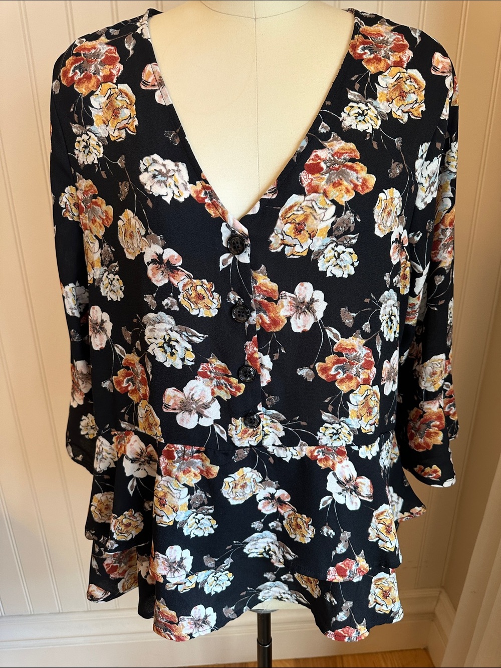Black Floral V-Neck Peplum Blouse